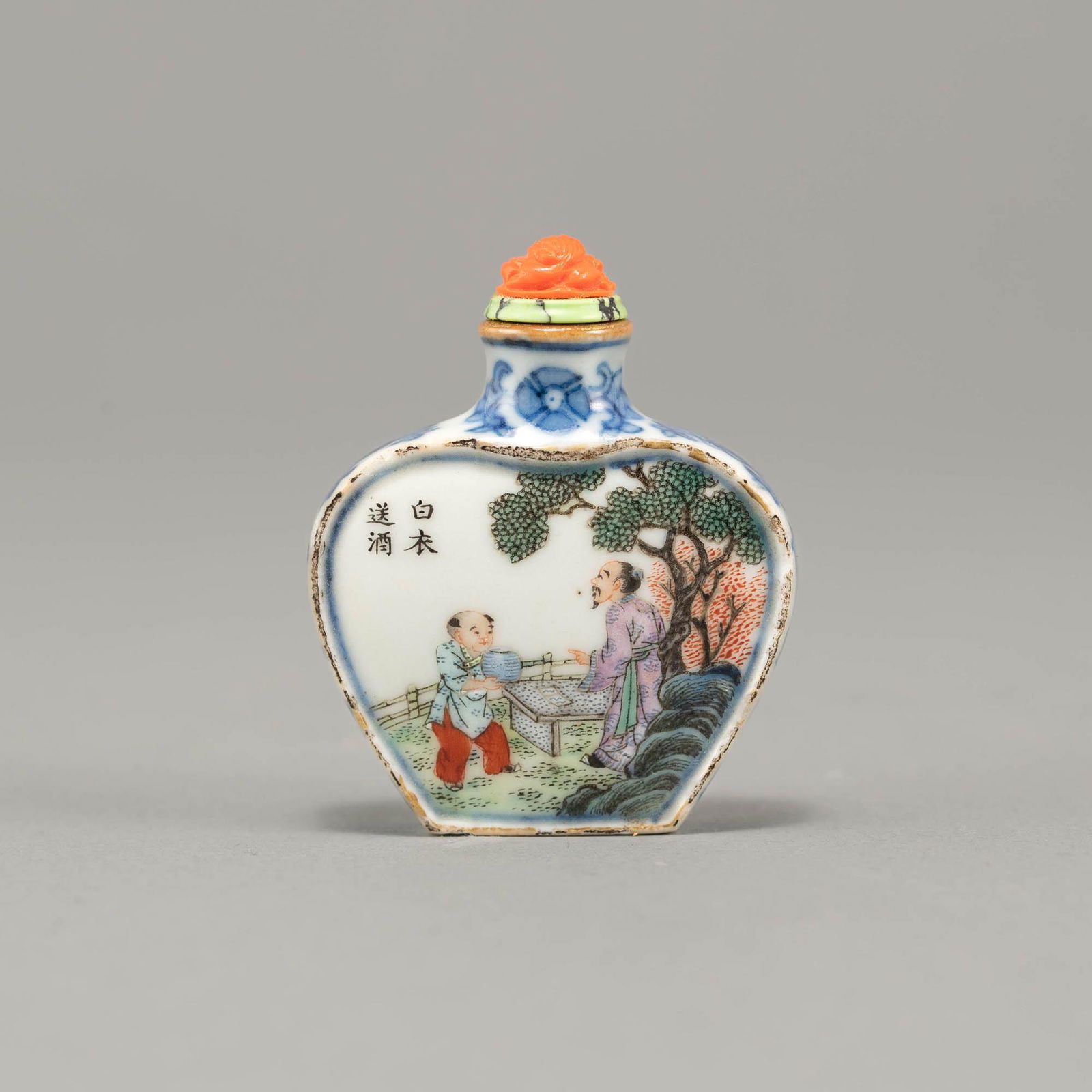 A Chinese famille rose blue and white snuff bottle, 19th century (1 of 9)
