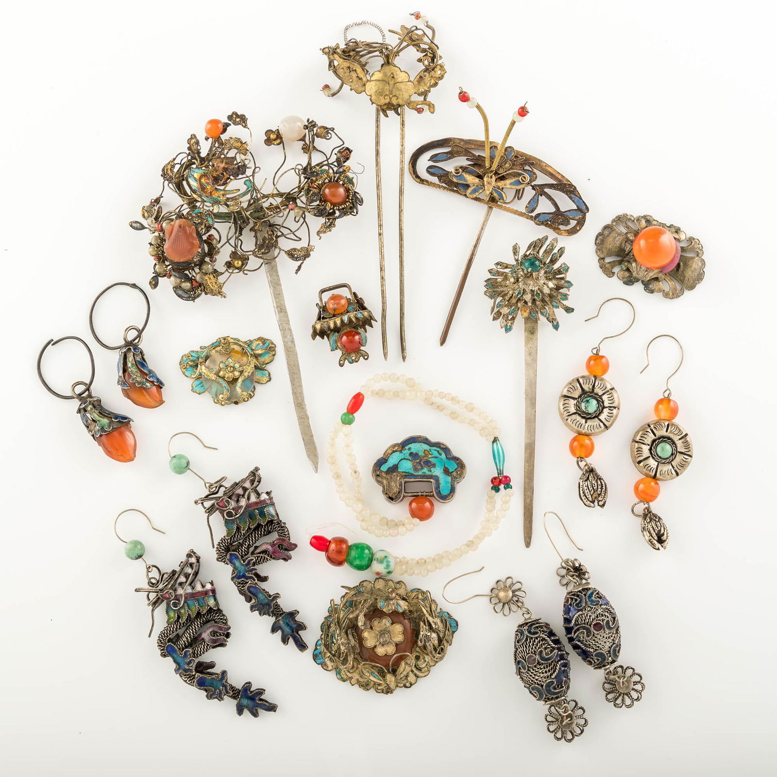 A group of Chinese jewelry, 19th century (1 of 14)