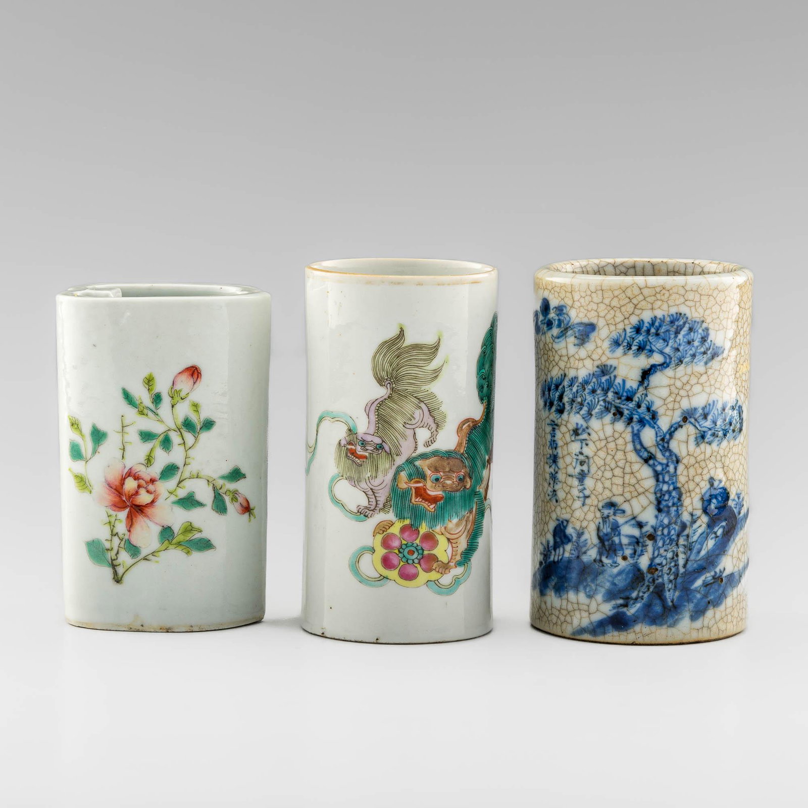 Three Chinese porcelain brush pots, late Qing dynasty-Republic period (1 of 18)