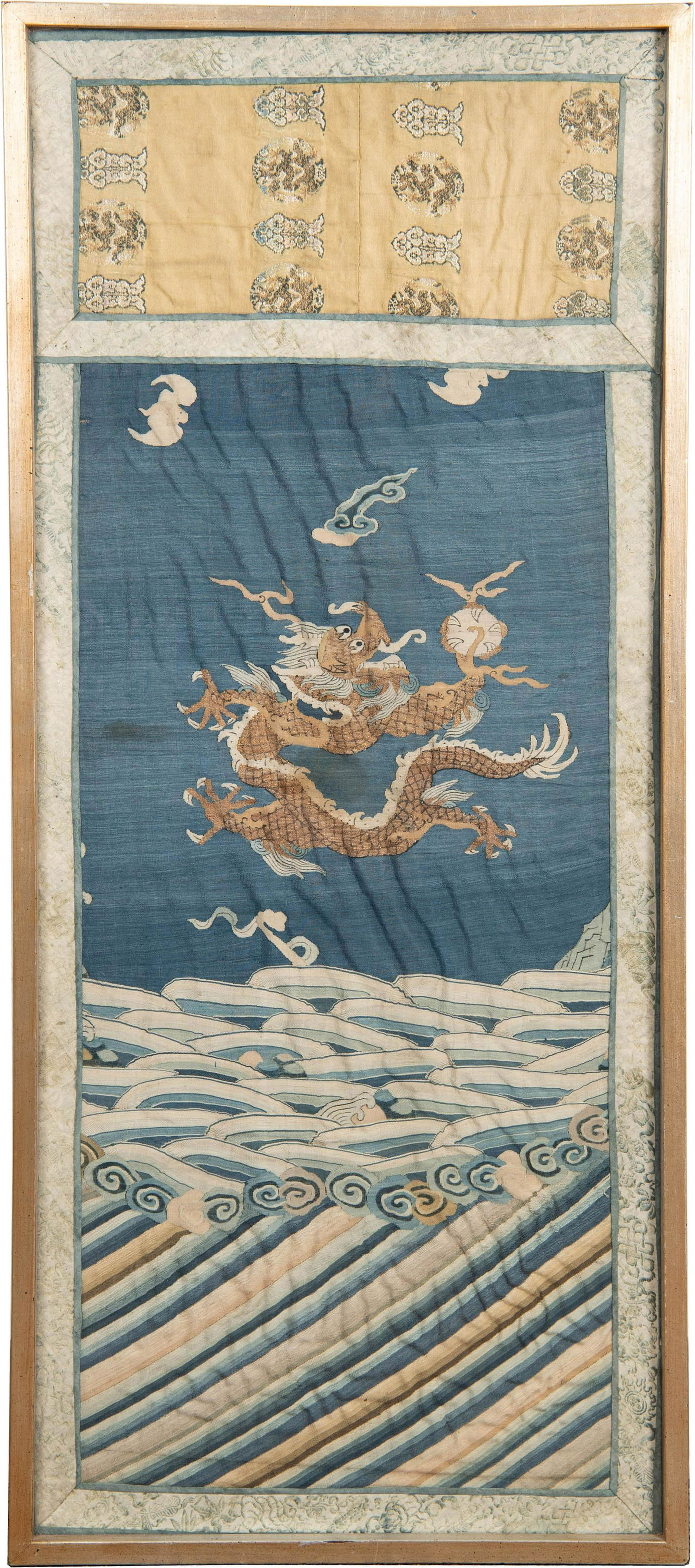 A Chinese kesi dragon tapestry, 19th century (1 of 5)