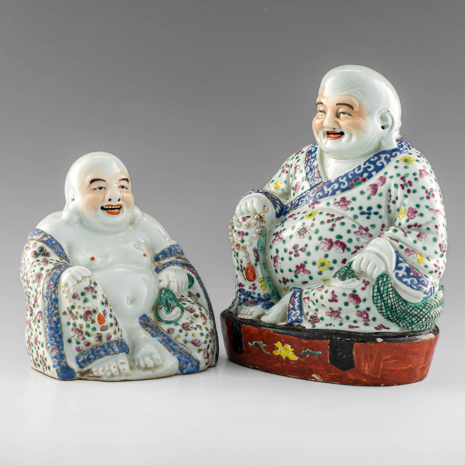 Two Chinese famille rose statues of buddha, Republic period (1 of 18)