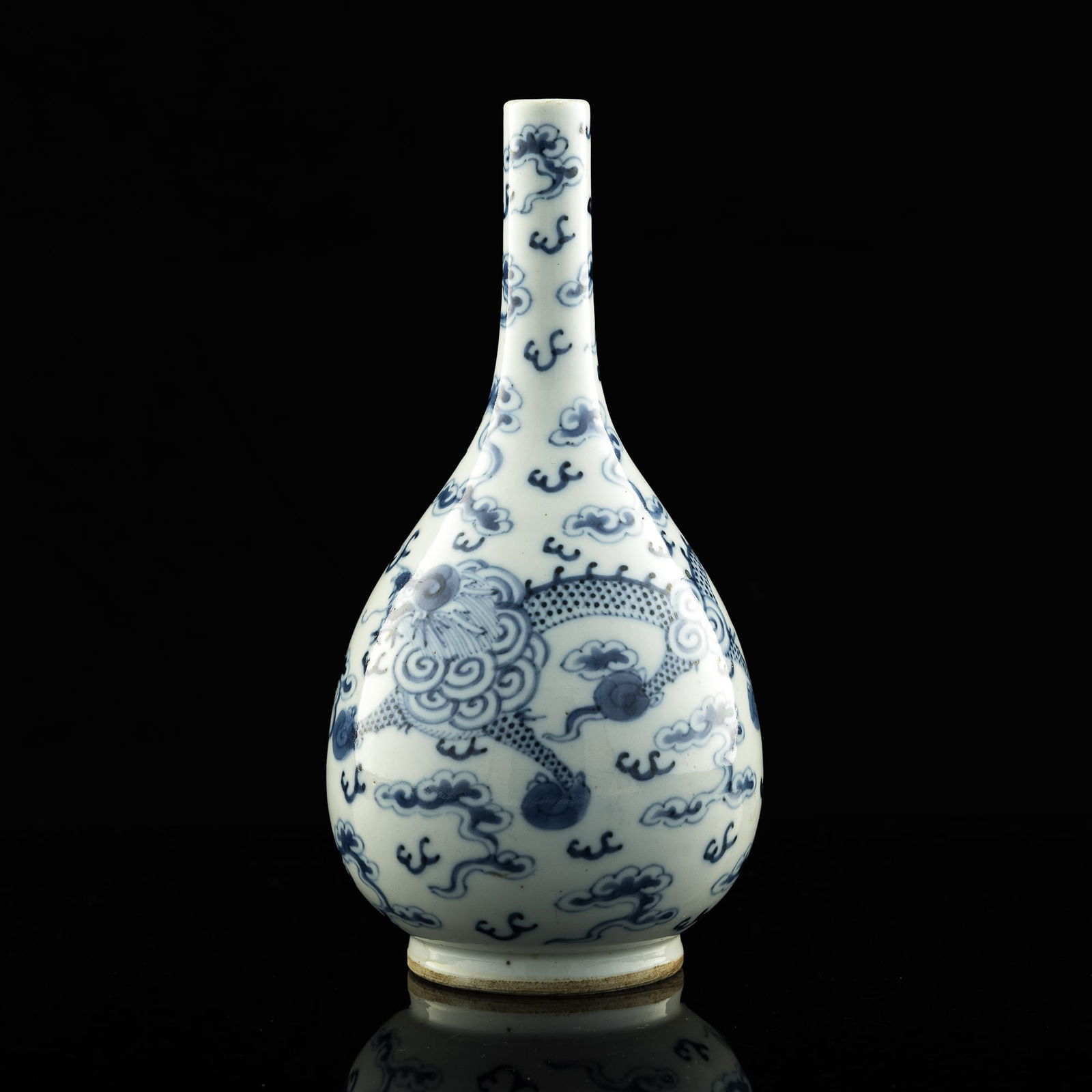 A Chinese blue and white 'dragon' dan vase, late 19th century (1 of 9)