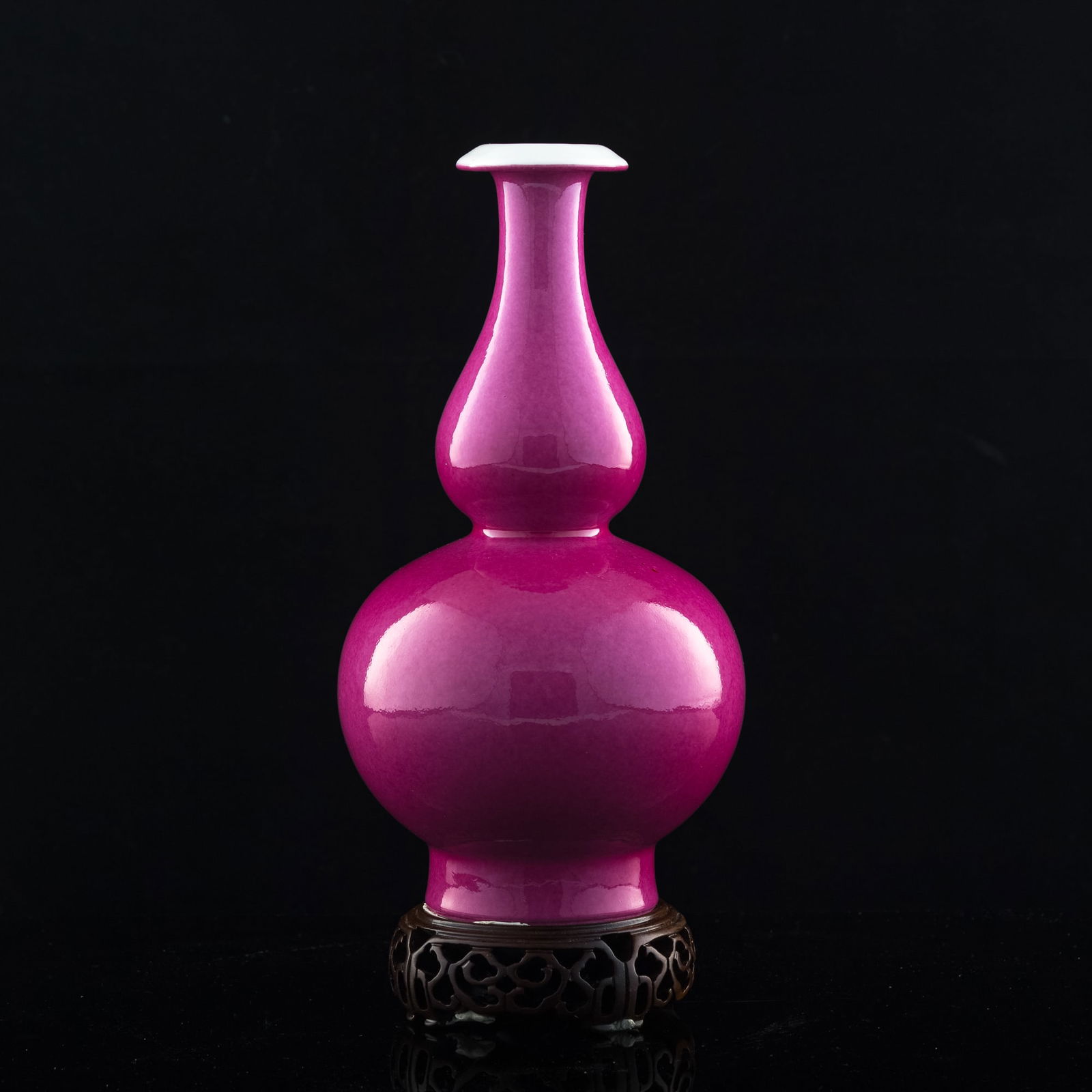 A Chinese ruby red-glazed double-gourd-form vase, Republic period (1 of 7)