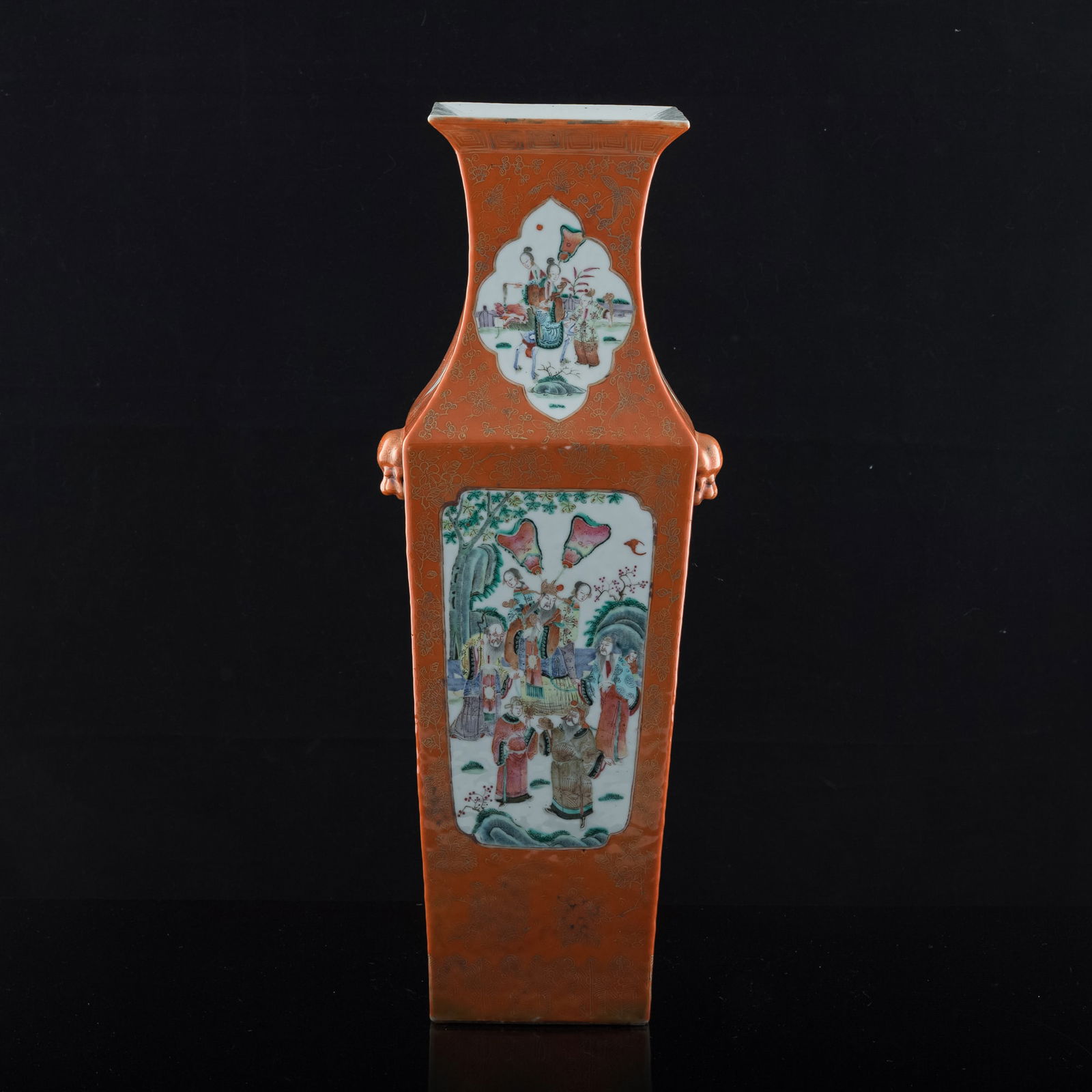 A Chinese coral red-ground beast-handled vase, 19th century (1 of 10)