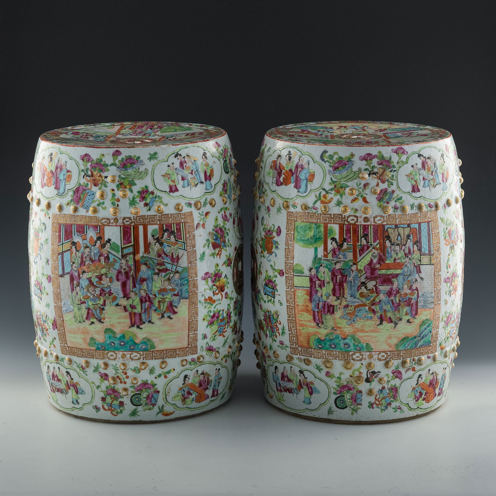 A pair of Chinese rose medallion porcelain garden stools, 19th century (1 of 8)