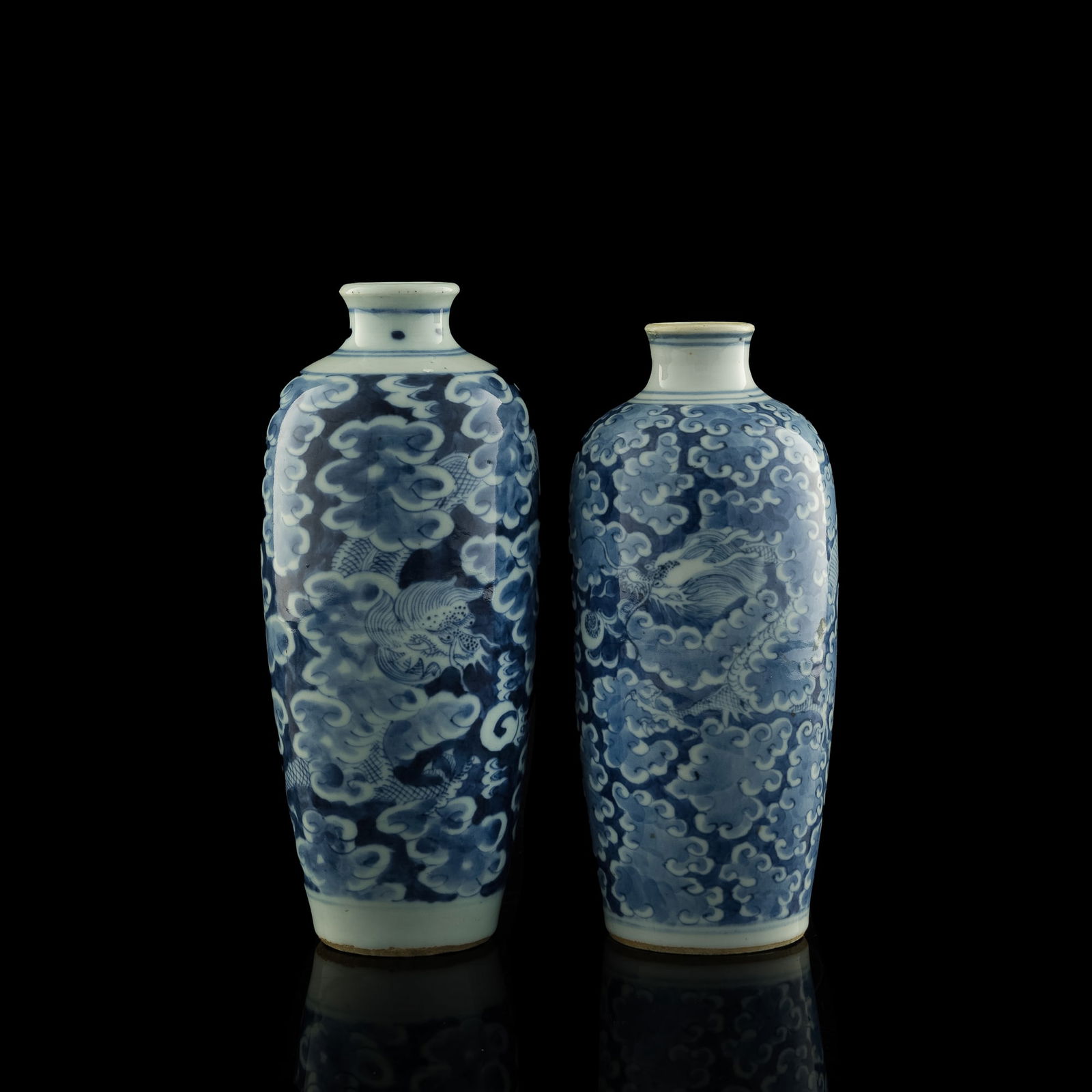 Two Chinese blue and white 'dragon' vases, 19th century (1 of 8)