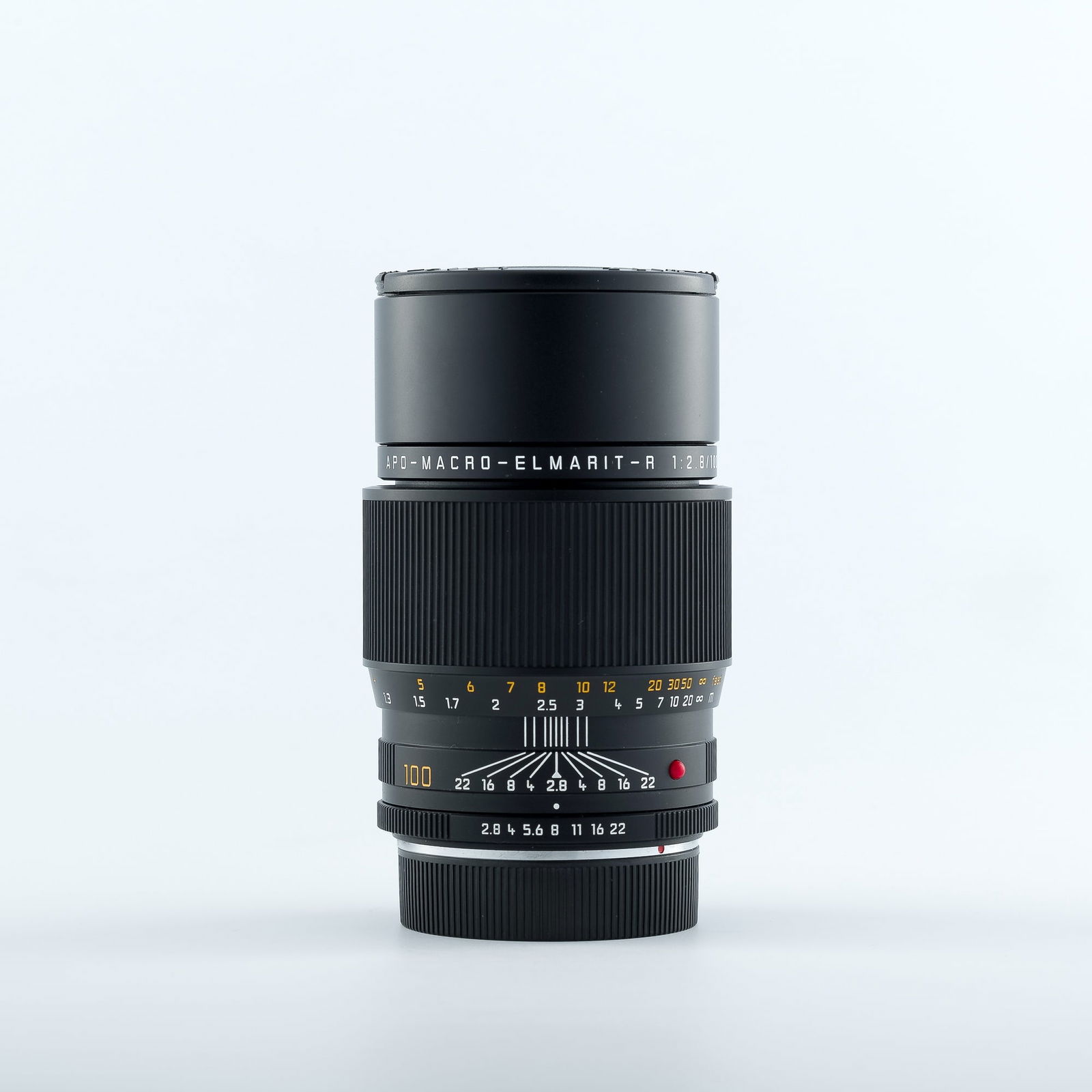 A Leica Apo-Macro-Elmarit-R 1:2.8/100 lens, around 1989 (1 of 16)