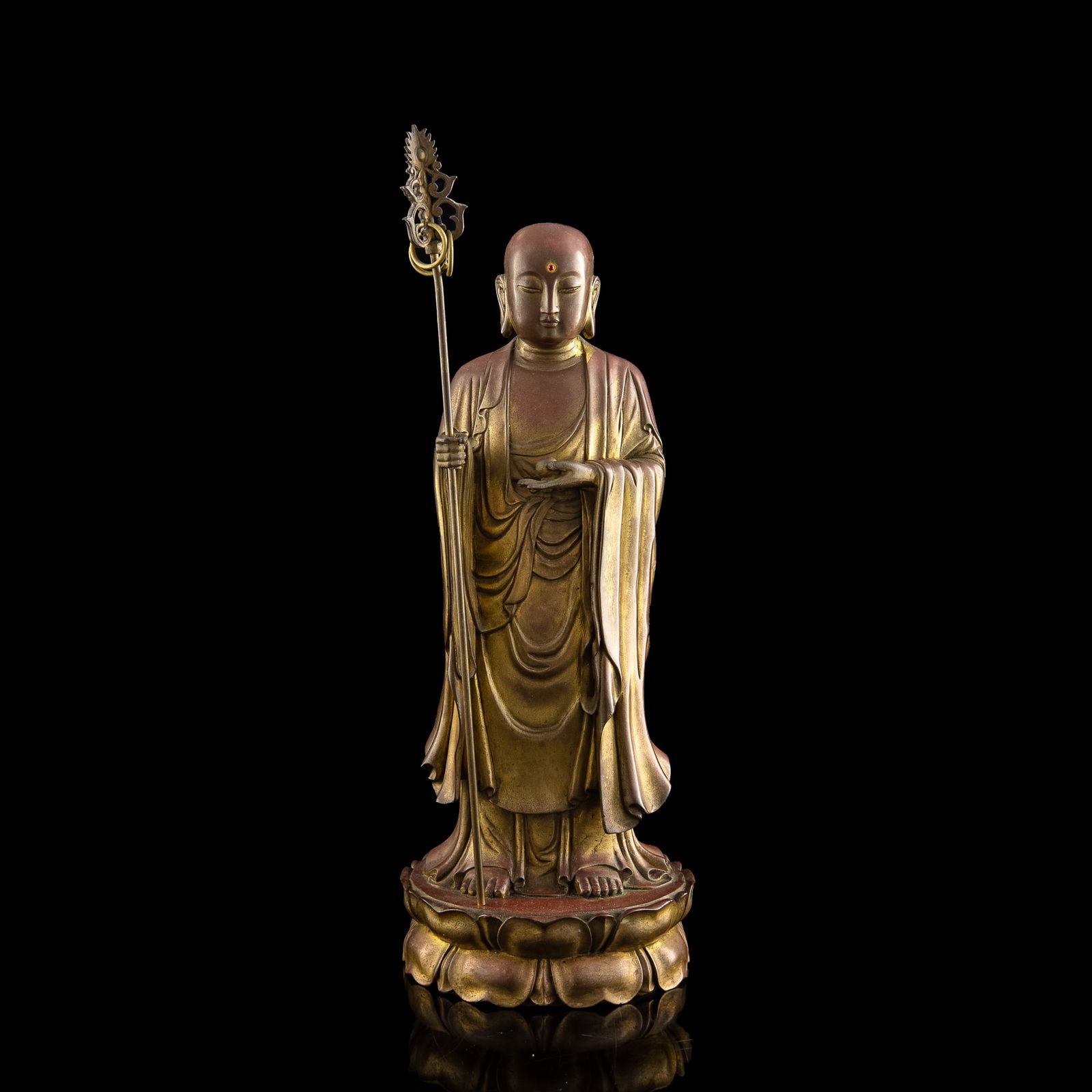 A Chinese gilt-copper statue of bodhisattva, 19th century (1 of 10)