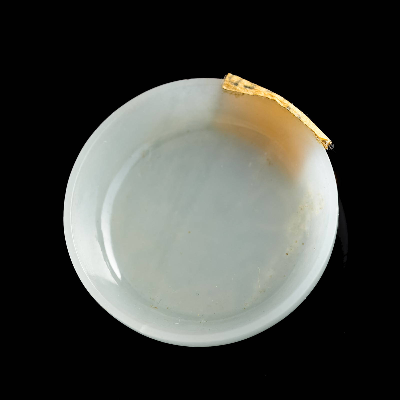 A Chinese Carved White Jade 'floral' Snuff Dish, Qianlong Period, Qing