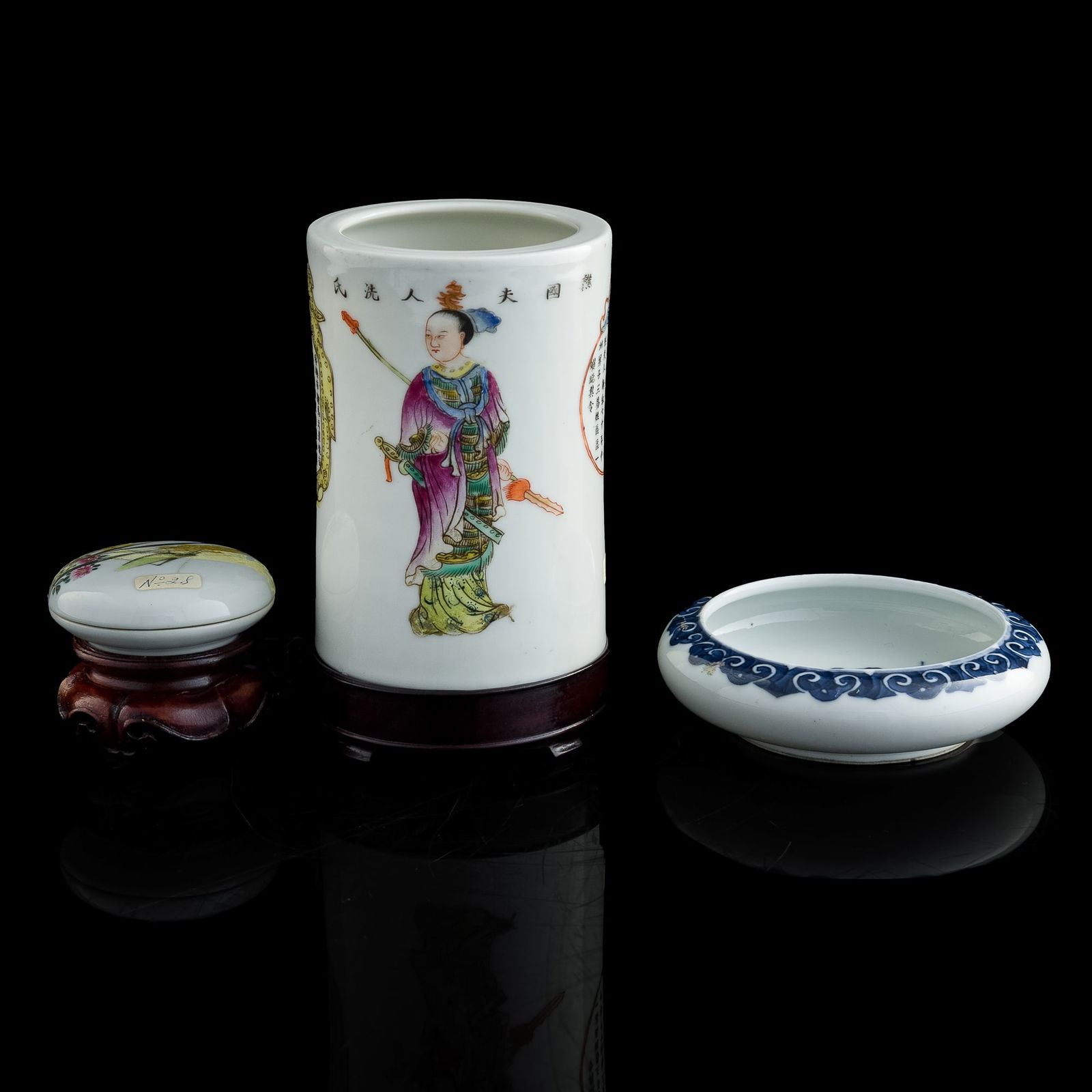 Three Chinese porcelain scholar's items, Republic period (1 of 12)