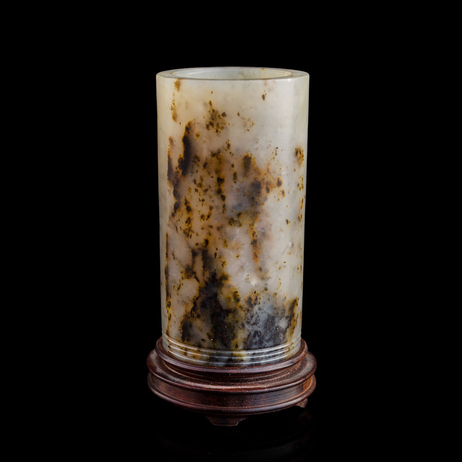 A Chinese jade brush pot, 18th/19th century (1 of 7)