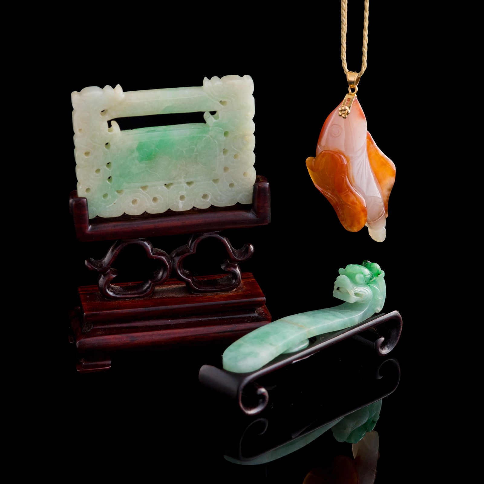 Three assorted Chinese jadeite items, 19th century (1 of 9)