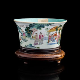 A Chinese famille rose 'figural' bowl, Daoguang period, Qing dynasty