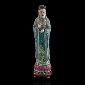 A Chinese famille rose Guanyin, 19th century