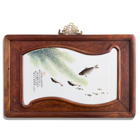 A Chinese famille rose porcelain plaque, by Yinquan, Republic period