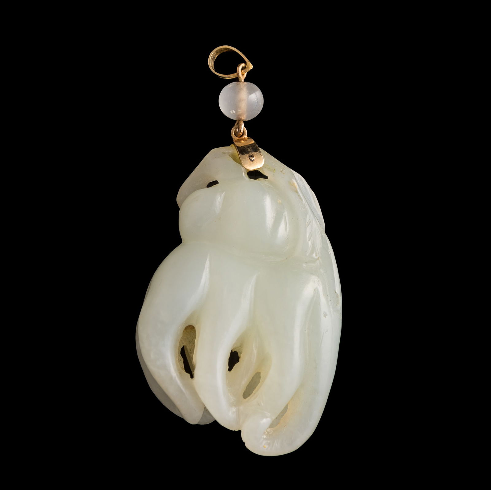 A Chinese carved white jade Buddha's hand, early 19th century (1 of 7)