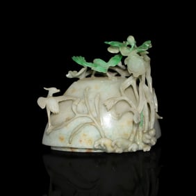A Chinese carved jadeite lidded water coupe, Republic period