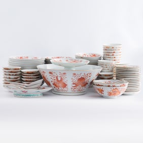 A set of Chinese iron red dinning set, late 19th century