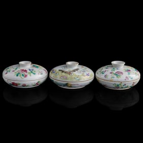 Three Chinese famille rose boxes, late 19th century