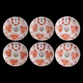 Six Chinese iron red and famille rose plates, Daoguang period, Qing dynasty