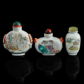 Three Chinese famille rose snuff bottles, 19th century