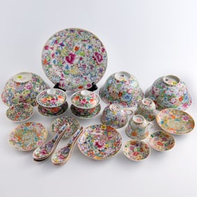 Twenty-four-piece Chinese famille rose 'mille fleur' dining set, Republic period