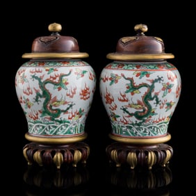 A pair of Chinese wucai 'dragon' jars, late 19th century
