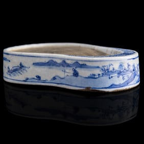 A Chinese blue and white ink stone, 19th century
