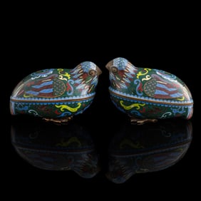 A pair of Chinese cloisonné quail-form lidded boxes, 1960s–1970s