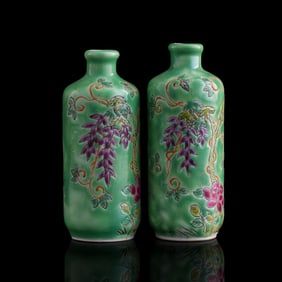 A pair of Chinese famille rose snuff bottles, Republic period