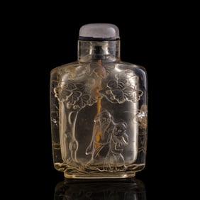 A Chinese carved crystal snuff bottle, 19th century