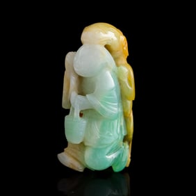 A Chinese jadeite pendant depicting Tanzi disguised in deer skin, 19th century