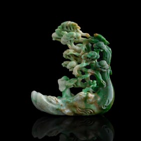 A Chinese jadeite statuette, 19th century