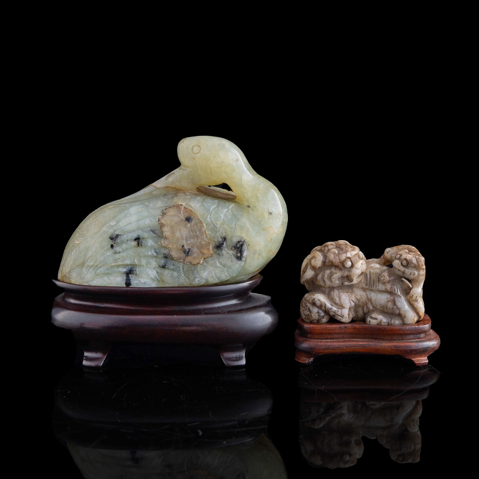 Two Chinese jade carvings of Egret and Lion, Ming dynasty (1 of 9)