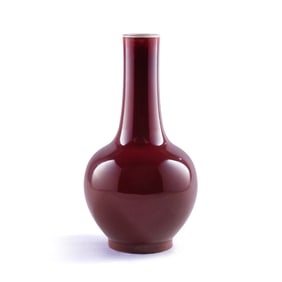 A Chinese red-glazed tianqiu vase, 19th century
