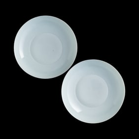 A pair of Chinese white-glazed plates, Qing dynasty