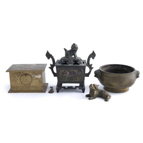 Four Chinese assorted bronze items, Qing dynasty