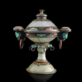 A Tibetan carved jadeite lidded bowl, Republic period