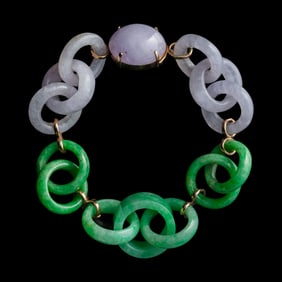 A Chinese jadeite linked-ring bracelet, Qing dynasty