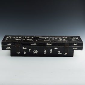 A Chinese black lacquer sedan chair box with bone inlay, 17th century