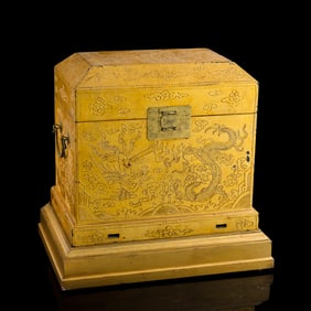 A Chinese gilt-lacquer 'dragon and phoenix' imperial treasure chest, Qianlong period, Qing dynasty