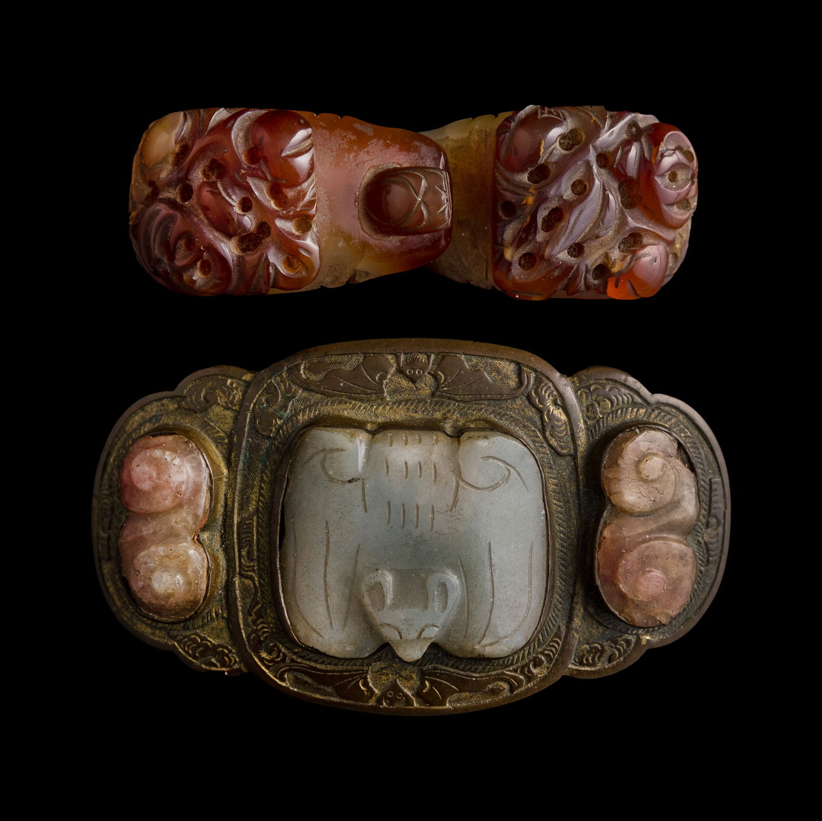 Two Chinese belt buckles, Qing dynasty (1 of 7)