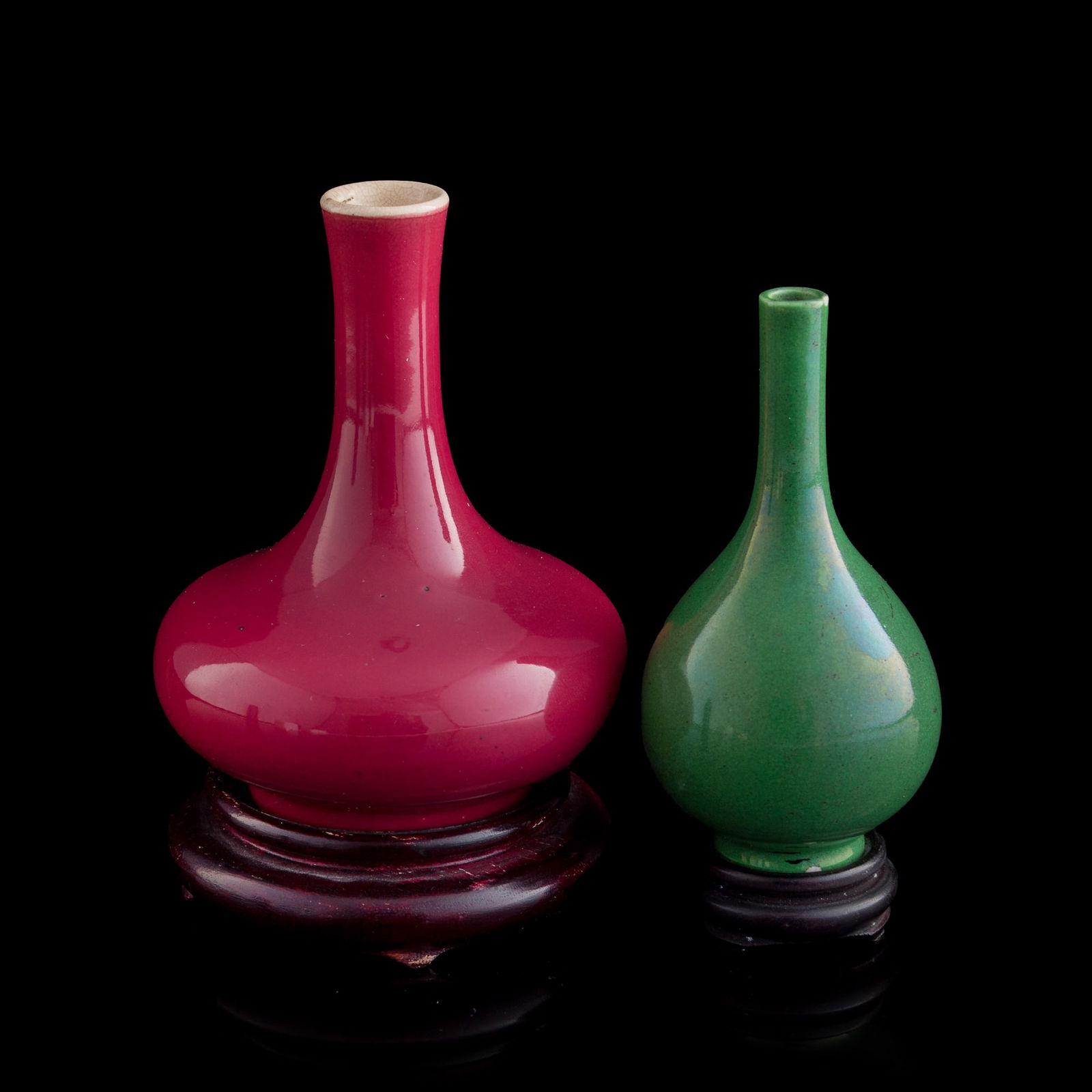 Two Chinese monochrome-glazed vases, 19th century (1 of 9)