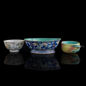 Three Chinese famille rose porcelain pieces, 19th century