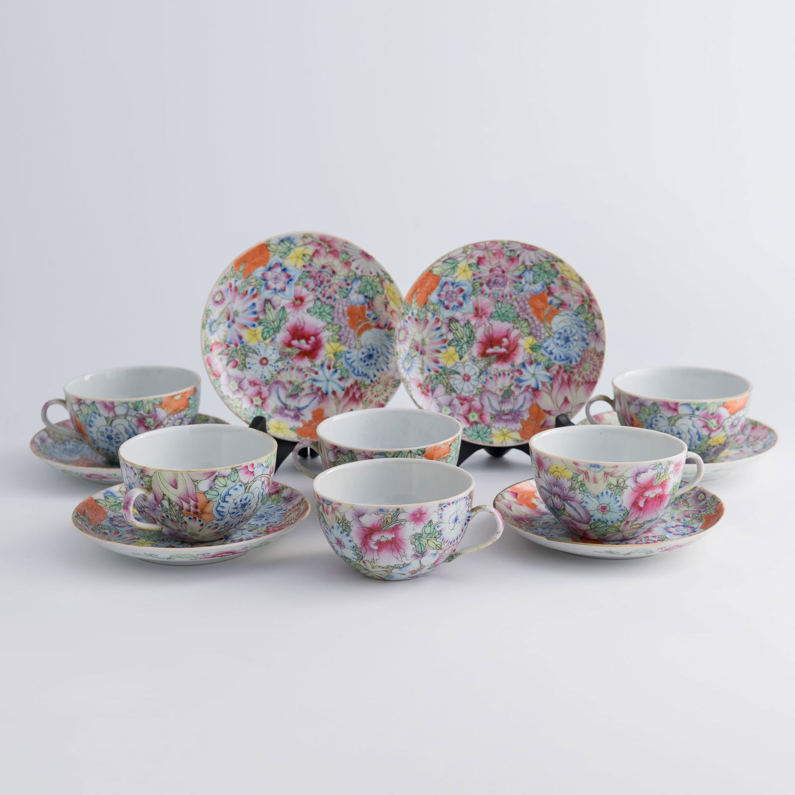 Six Chinese famille rose 'floral' cups with six saucers, Qing dynasty/Republic period (1 of 11)