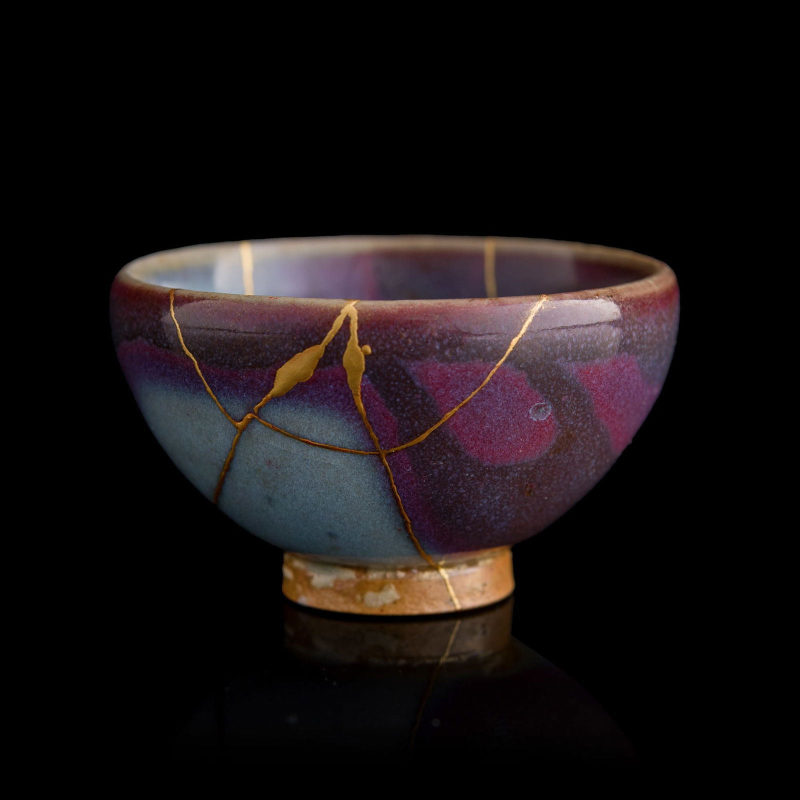 A Chinese Jun ware cup, Yuan dynasty (1 of 8)