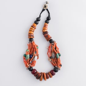 A Tibetan amber and coral necklace, Qing dynasty or earlier