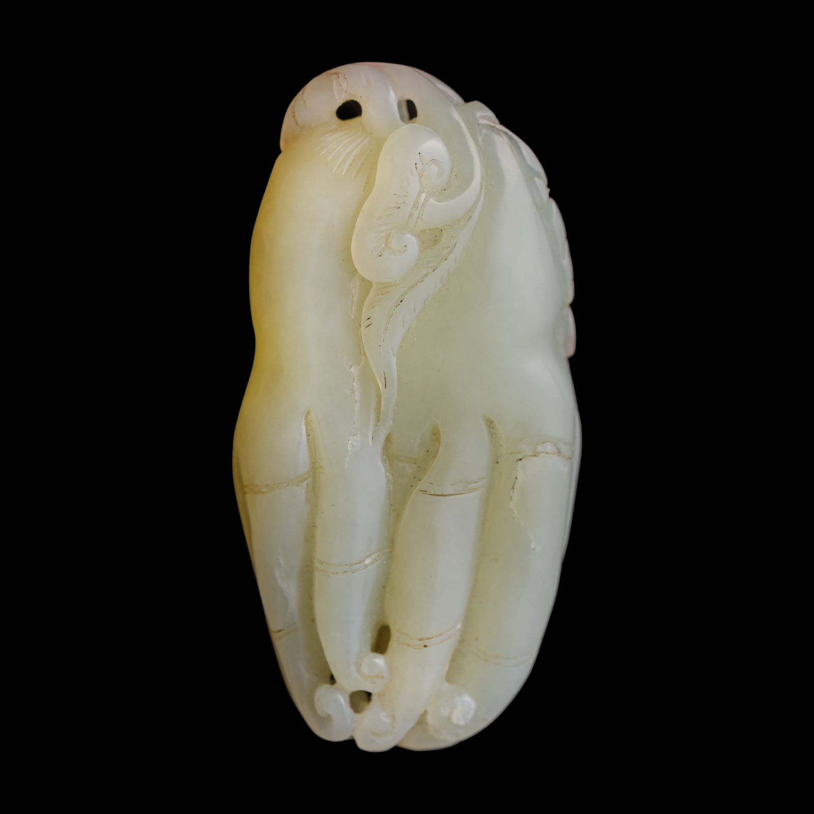 A Chinese archaistic jade Buddha's hand pendant (1 of 7)