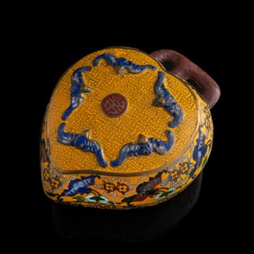 A Chinese cloisonne peach-form box, 1950s-1970s