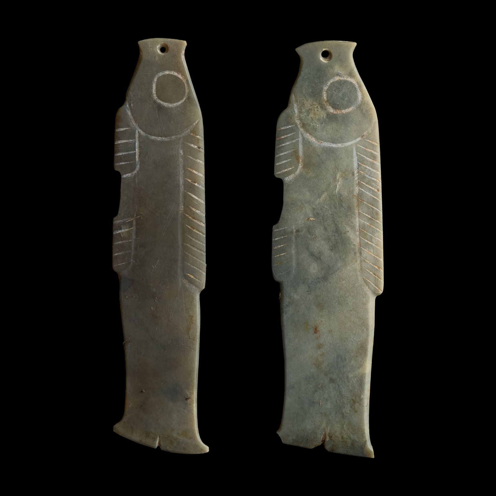 Two Chinese jade carvings of fish, Shang dynasty (1 of 8)